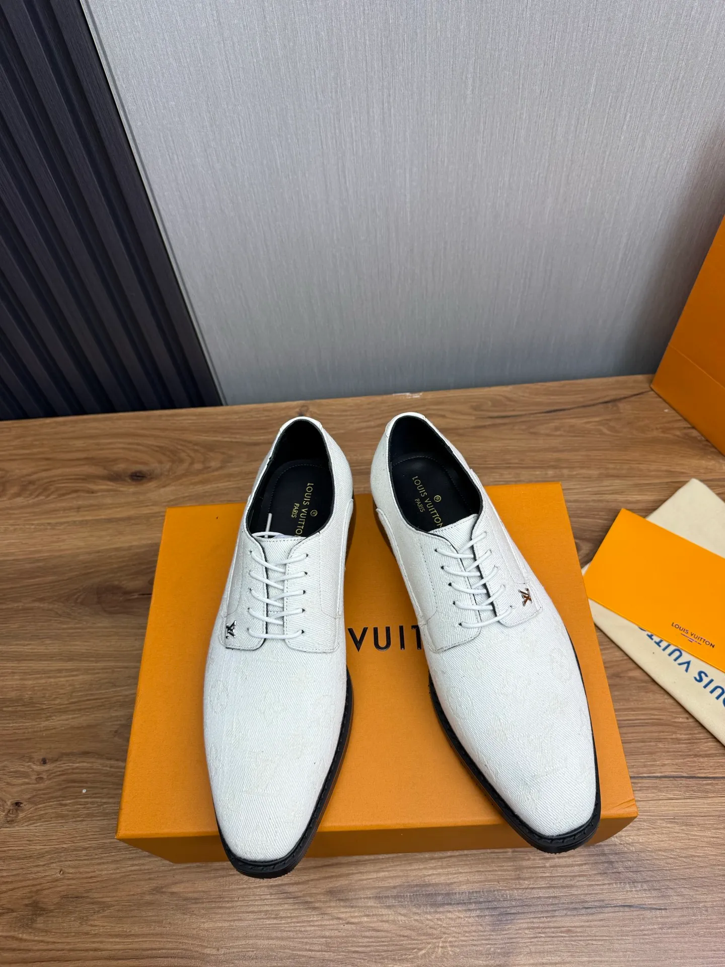 Factory 720💰 LV. Men's business casual leather shoes, all made of imported original brand leather, just to create a more comfortable wearing experience, original non-slip and wear-resistant outsole ✔️16-45 (38.45 non-refundable)